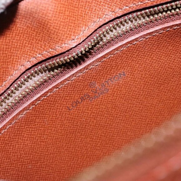 LOUIS VUITTON Epi Jeune FilleMM Shoulder Bag Brown M52153 LV Auth 127970 - Picture 10 of 16